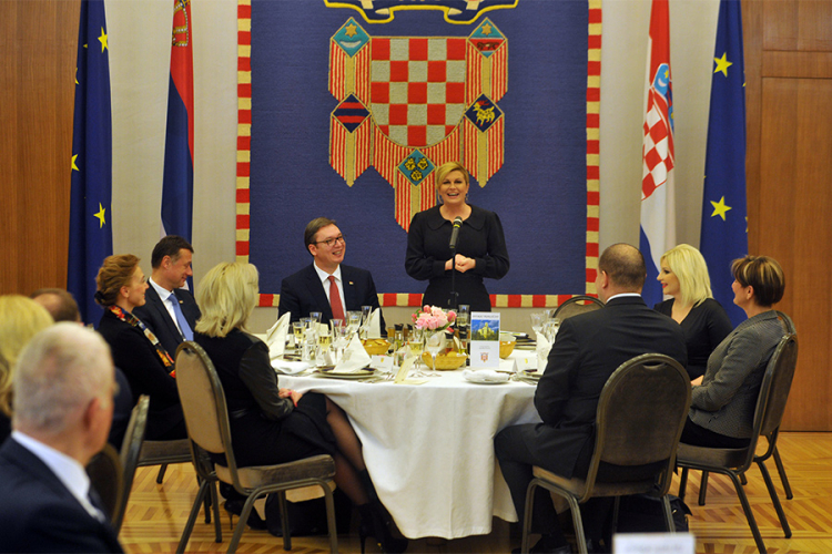 Svečana večera za Vučića "jer je u Srbiji najbitnije biti dobar domaćin"