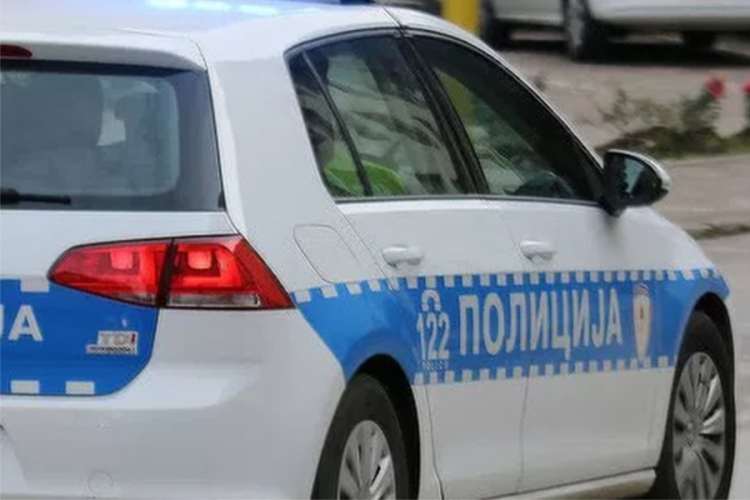 Poginula žena u Dvorovima