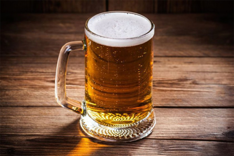 Proizvedeno pivo s ukusom suzavca