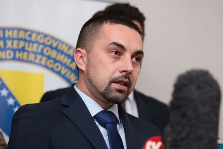 Jerinić: Vježba sa osiromašenim uranijomom laž