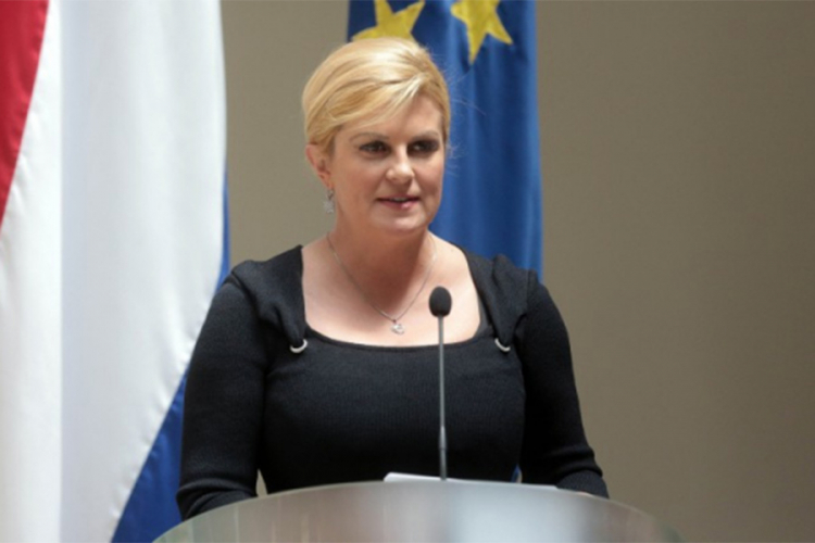 Grabar-Kitarović: Honorari savjetnika 'Agrokora' previsoki i nemoralni