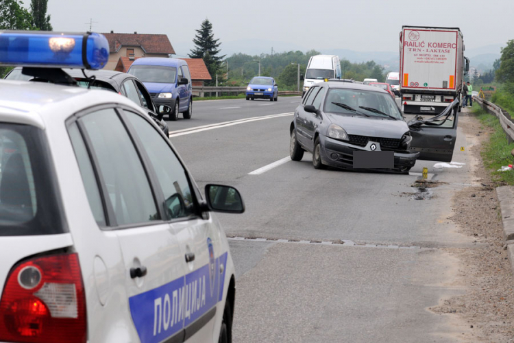 ISTRAŽUJEMO: Na drumovima RS najviše ginu mladi od 18 do 30 godina