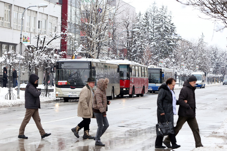 Radnička karta 44, đačka 30 maraka