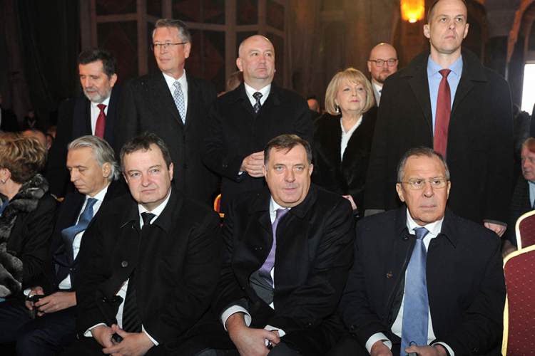 Dodik pozvao Lavrova da u junu posjeti Banjaluku