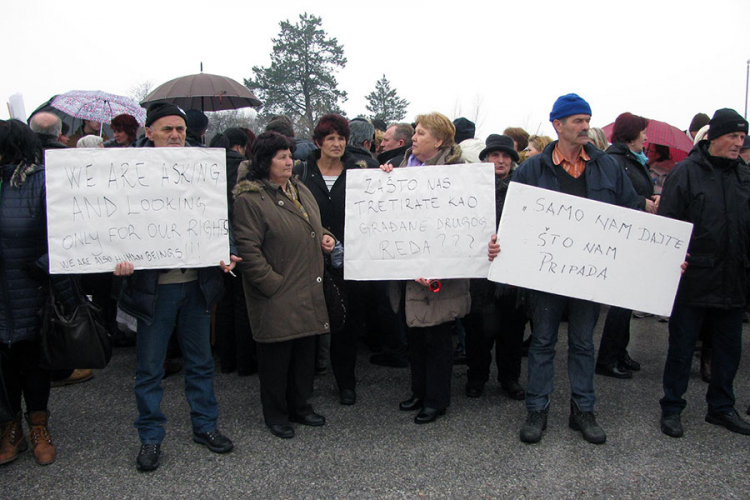 Protest bivših radnika NATO i Eufor-a koji traže svoja prava