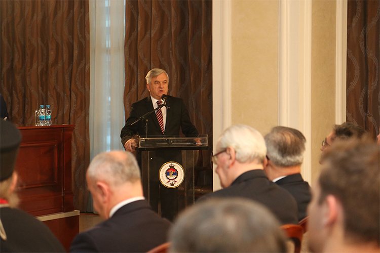 Čubrilović: Jedni drugima trebamo biti na usluzi za sve probleme i potrebe