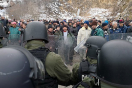 Borci protestuju u mjestu Mravići kod Doboja, stigla policija