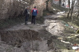 Aktivirano klizište kod Banjaluke, ugrožene kuće