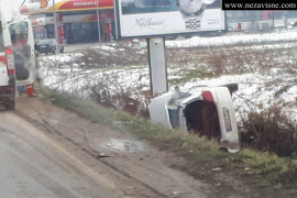 Pogledajte snimak prevrtanja automobila na zapadnom tranzitu