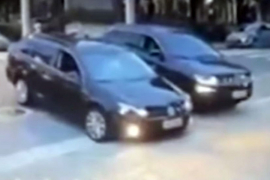 Vozač Golfa se namjerio na jačeg, pa zažalio