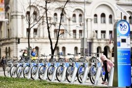 Bike sharing od sada i u Banjaluci: 30 bicikala na usluzi građanima i ...