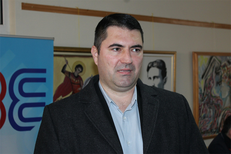 Vujičić: Nezaposlenost u RS smanjena za 10 odsto