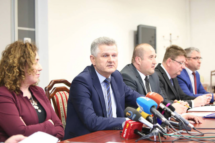Marić: Problem teslićke "Destilacije" biće riješen u roku od 15 dana