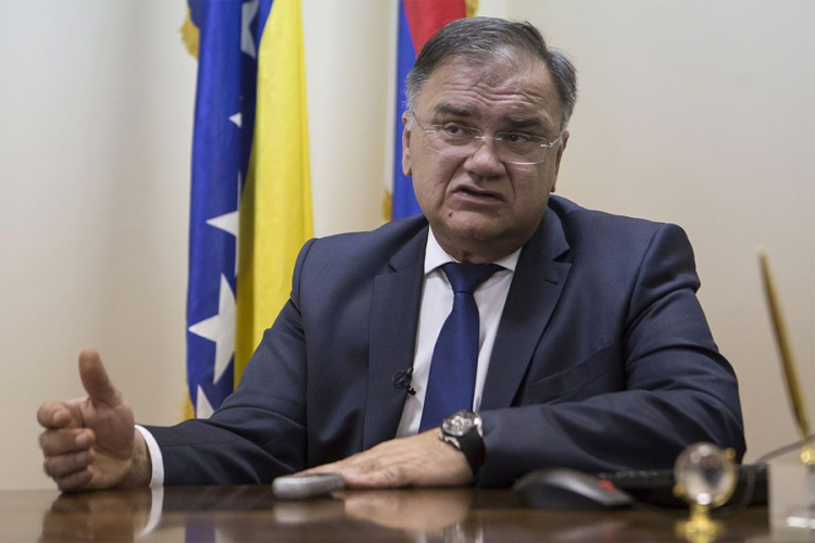 Ivanić: O granici pričaju mnogi koji nisu ni vidjeli kartu