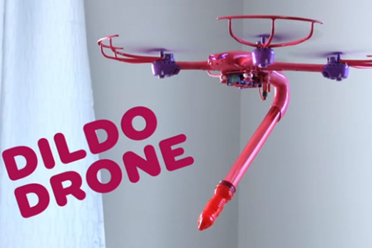 Nakon "dildo selfi štapa" stigao i "dildo dron"