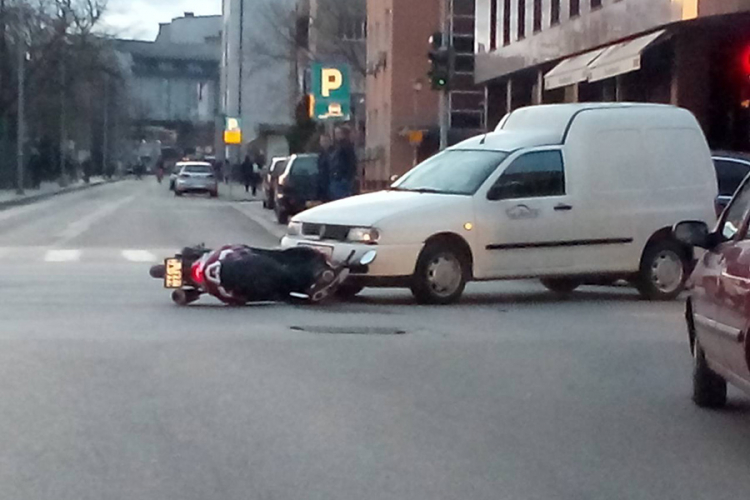 Sudar kedija i motora u centru Banjaluke