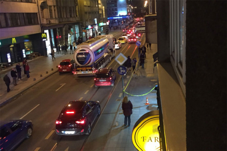 Detalji pucnjave u Sarajevu: Od zubara tražili pare, pa dobili metak