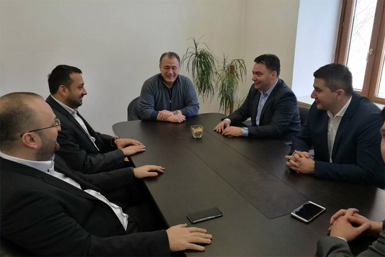 Delegacija iz Srpske posjetila predstavništvo u Moskvi