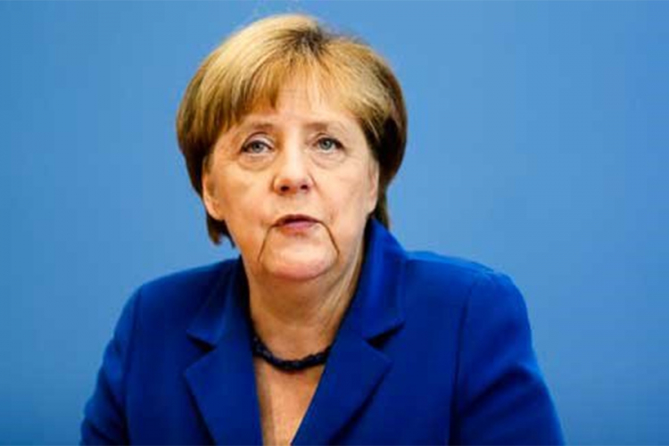 Merkel: EU u odlučujućoj fazi