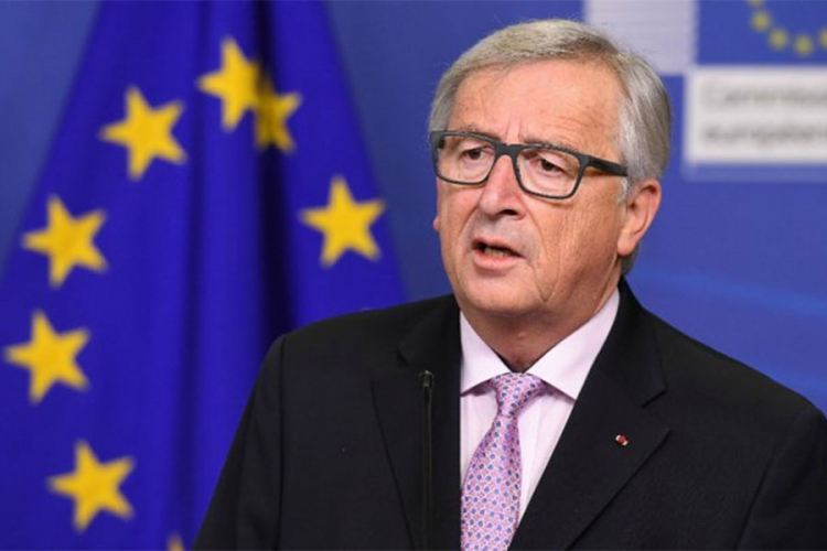 Junker čestitao Putinu