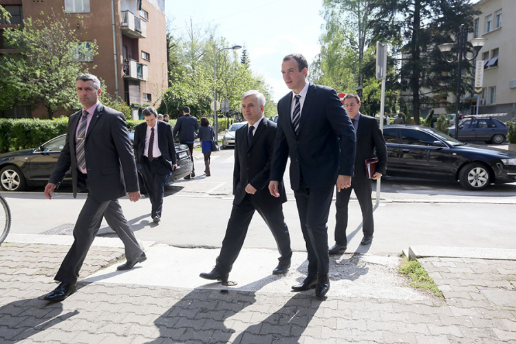 NS RS u proteklih deset godina nabavila 26 automobila: Čubrilovićev službeni audi star 11 godina