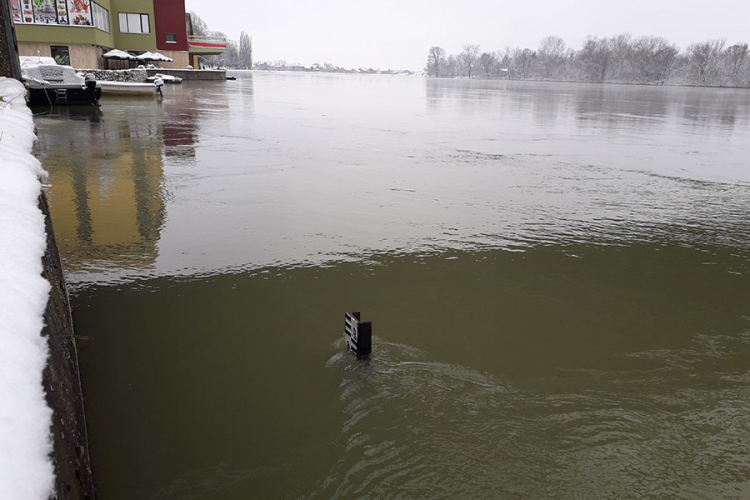 Sava u blagom porastu na području Srpca
