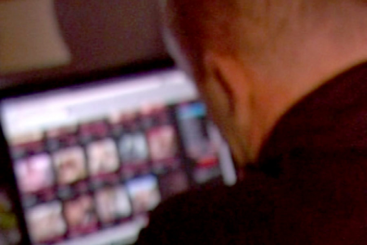 Preko društvenih mreža poticao djevojčicu na pornografiju