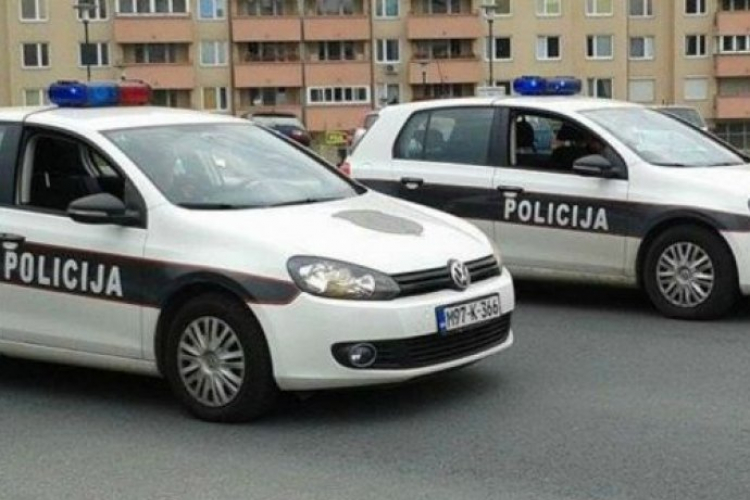 Privedeno troje maloljetnika zbog lažnih dojava o bombama
