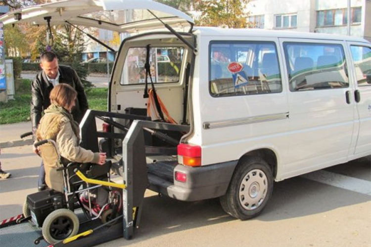 Produženo radno vrijeme taksija za invalidna lica