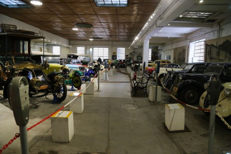 Beogradski Muzej automobila: Od Maro Gardona iz 1897. do Titovih fića