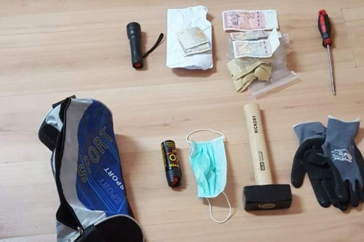 Alarm odao provalnika u apoteci u Laktašima, pa ga uhvatili policajci