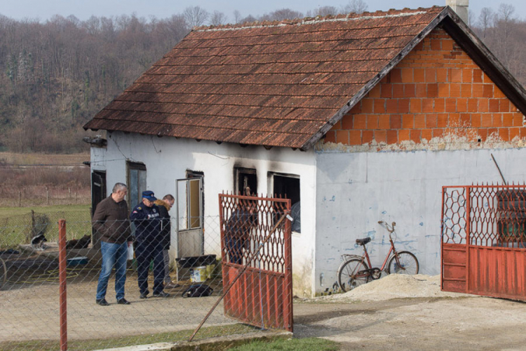 Starac smrtno stradao u požaru kod Prijedora