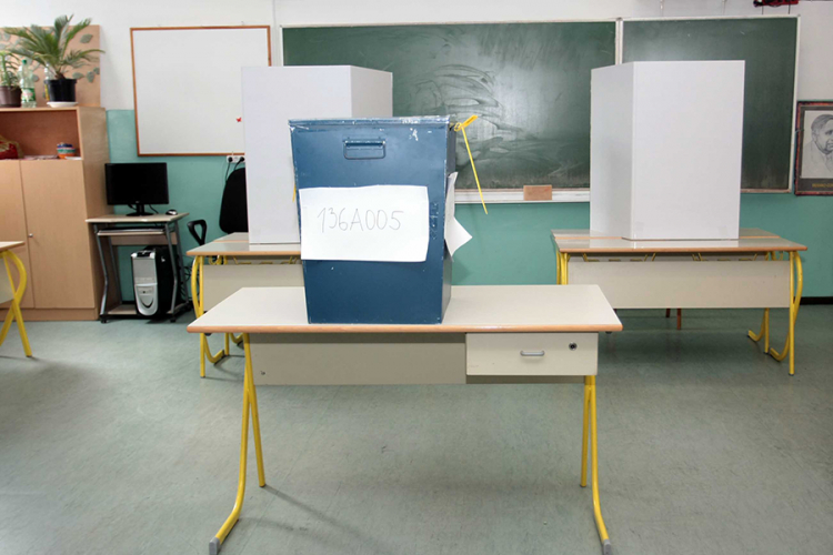 Analitičari očekuju prljavu kampanju: Blaćenjem protivnika do funkcionerske fotelje
