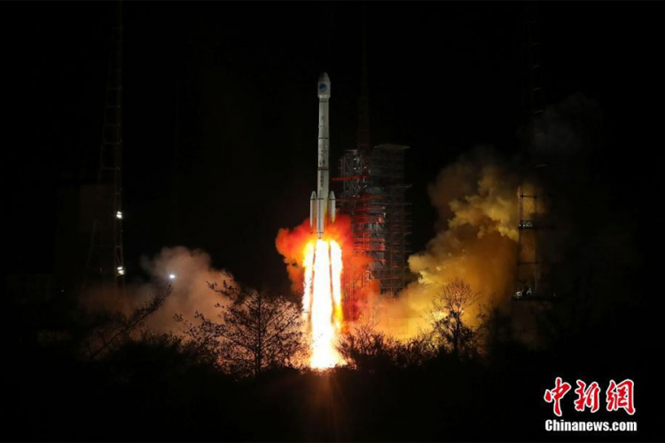 Kina uspješno lansirala dva navigacijska satelita