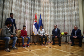Avganistanska porodica dobila državljanstvo Srbije