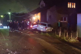 Četvoro povrijeđeno u sudaru tri automobila, škoda završila "u ...