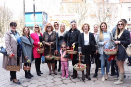Banjaluka: Žene SP dijelile vakršnja jaja, mladi organizovali ...