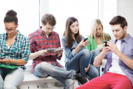 Ko zloupotrijebi mobilni telefon biće izbačen iz škole