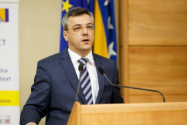 Tadić: Cilj zaključaka Izetbegovića i Islamske zajednice - revizija ...