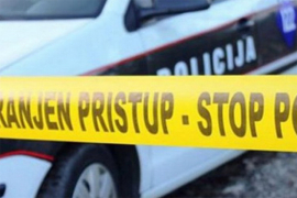 Muškarac se upucao iz automatske puške