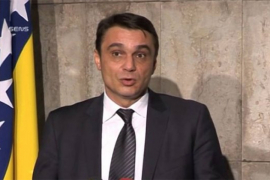 Ahmetović: Sramotno što Klub Bošnjaka nije napustio sjednicu za ...