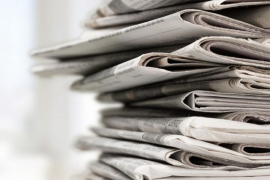 Vic dana: Plavuša i novine