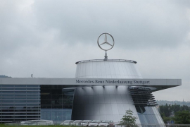 Mercedes podbacio, izdali i kamioni