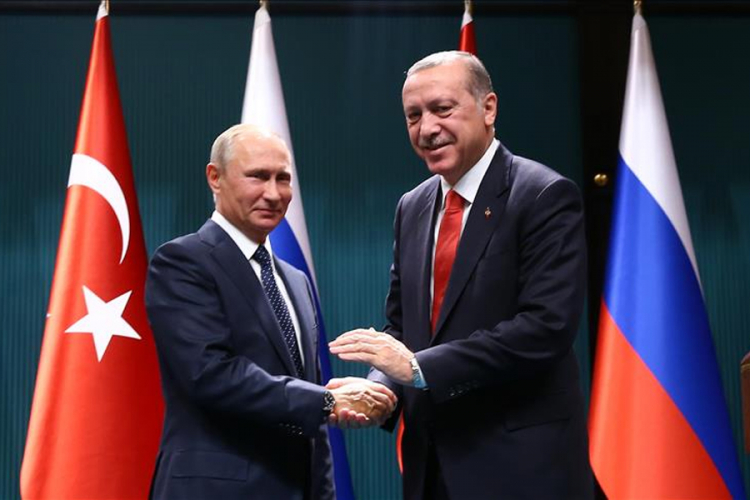 AP: Turska i Rusija produbljuju veze, a zatežu odnose sa Zapadom