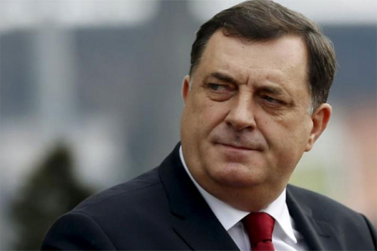 Dodik: Vjeronauka u srednjim školama od nove školske godine