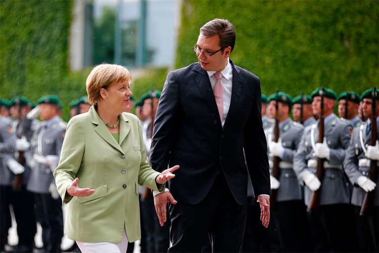 Zašto Merkel zove Vučića, a šta Vučić očekuje od Berlina