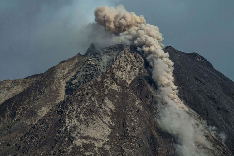 Povišen nivo uzbune zbog moguće erupcije vulkana u Čileu