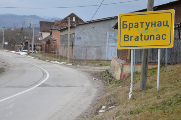 Građani Bratunca traže da se prepolovi odbornička naknada