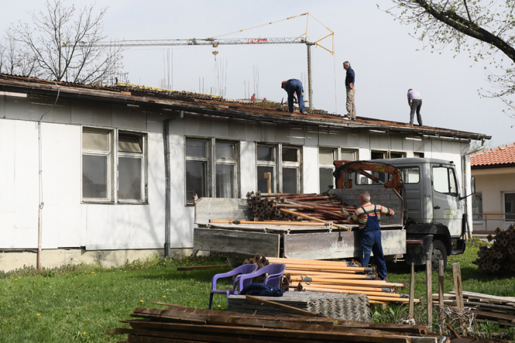 Beskućnici dobijaju krov nad glavom