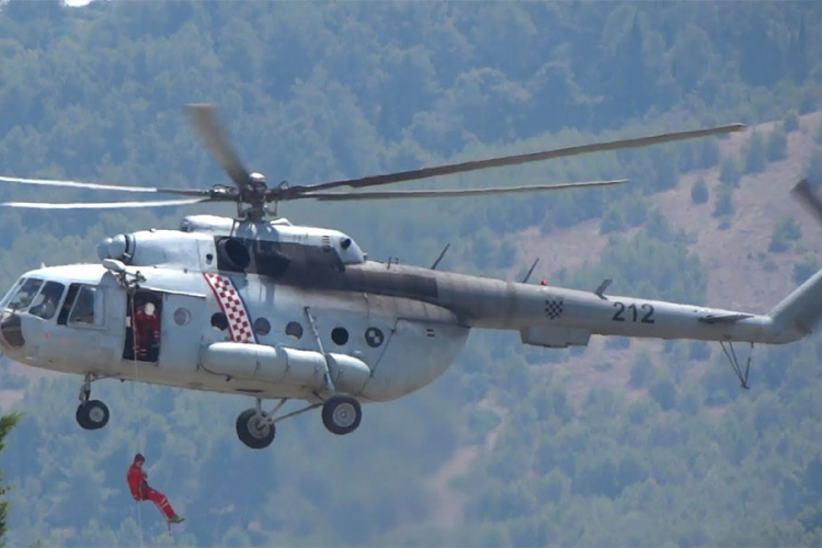 Djevojčica rođena u helikopteru
